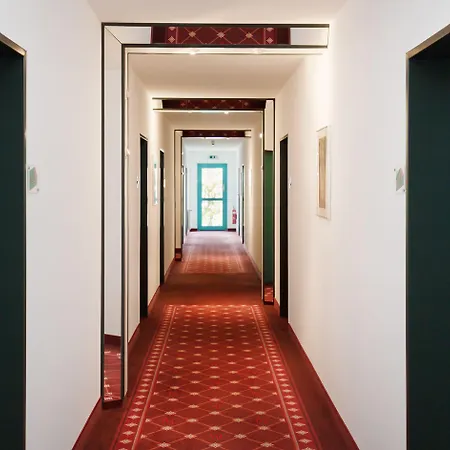 Montana Trend Hotel