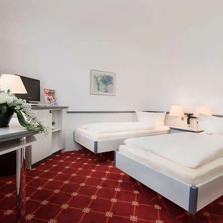 Montana Trend Hotel 3*